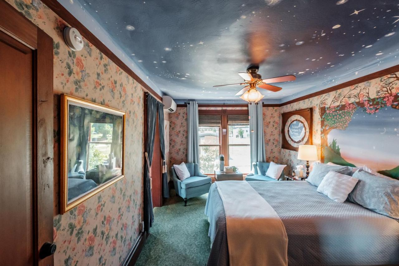 Mamere'S Guest House Monmouth المظهر الخارجي الصورة