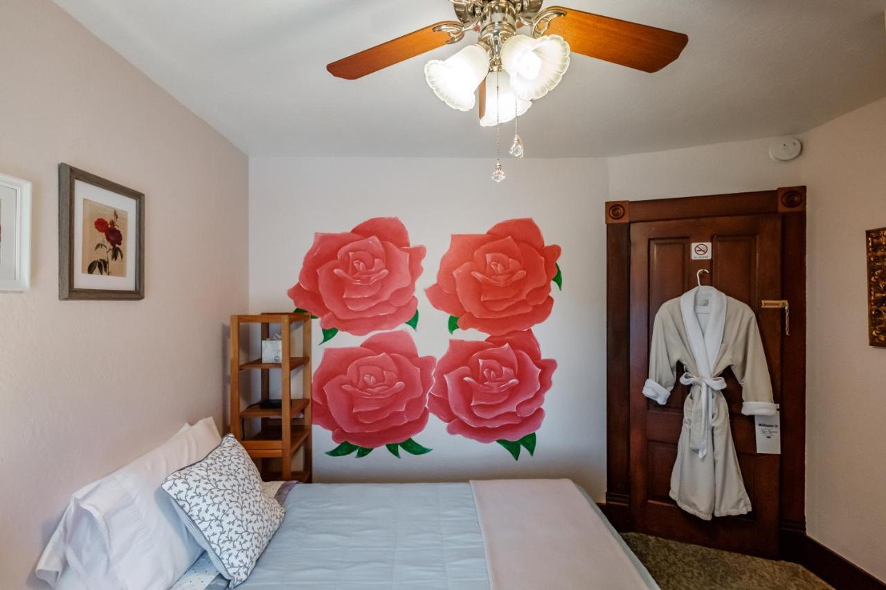 Mamere'S Guest House Monmouth المظهر الخارجي الصورة