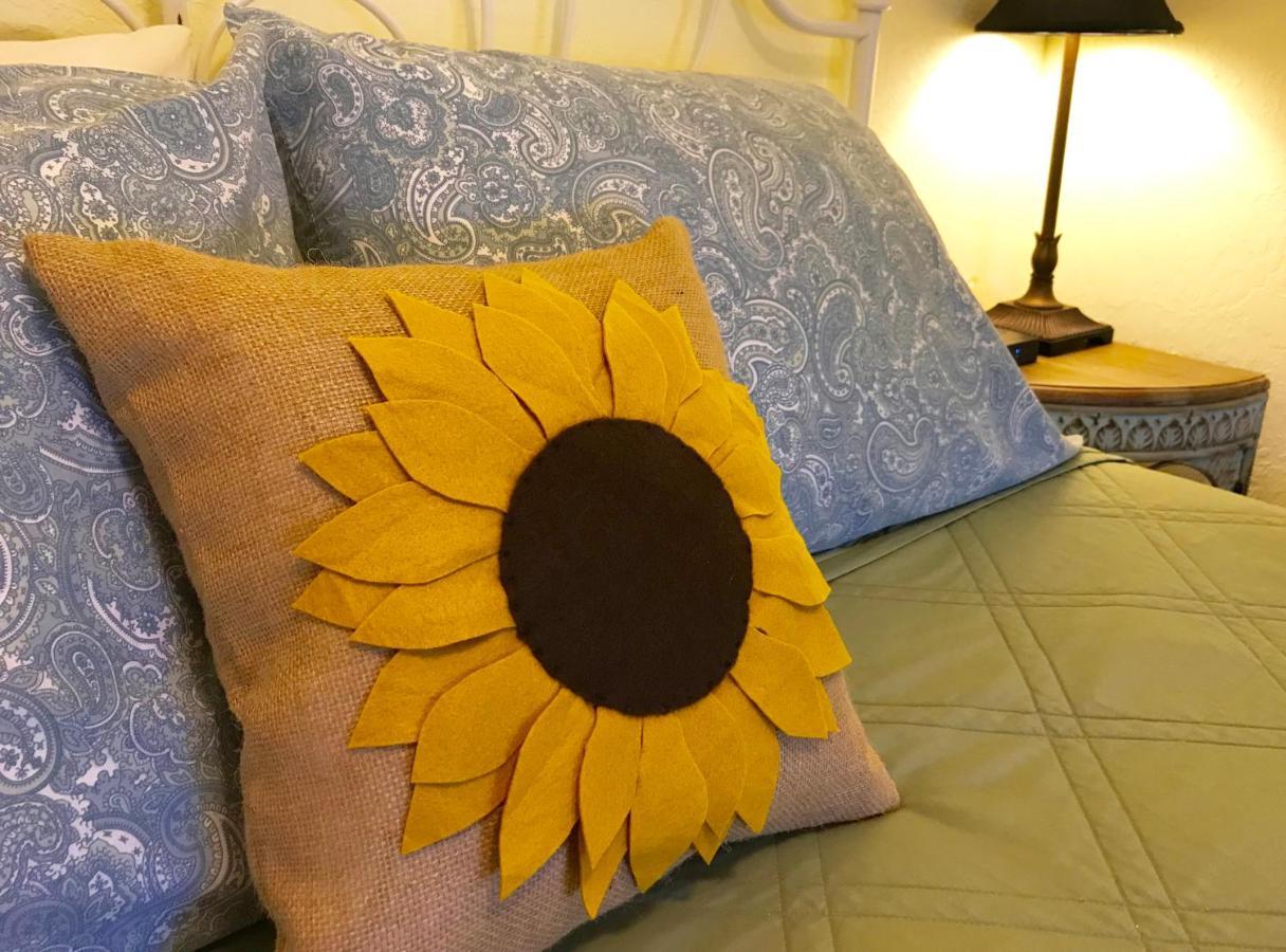 Mamere'S Guest House Monmouth المظهر الخارجي الصورة